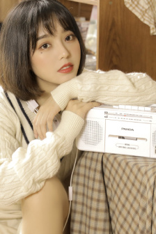 沙发上小泬12P